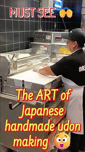 The ART of Japanese handmade udon making 😲