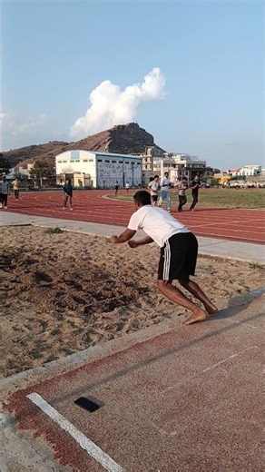 Road to 50 meter challenge Day 11 #discusthrower #fieldsmedal #shortsviral #viral #shotput