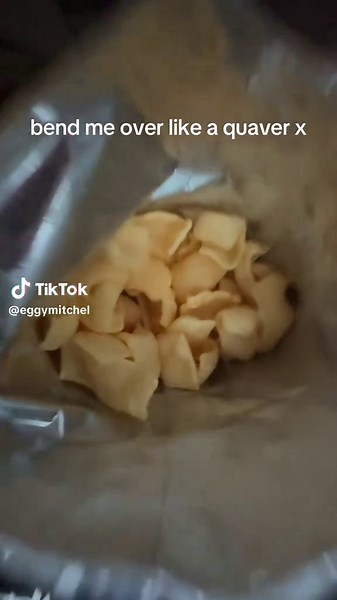 Discover the Best Crisps: Quavers Review and Taste Test