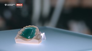 1.6K views · 34 reactions | DMAX STORY | Come viene realizzata una placca di contenzione? Come vengono realizzati gli oggetti che usiamo tutti i giorni? Scoprilo con #Howitsmade su #dmax #canale52 #wbdstory | DMAX Italia | Facebook