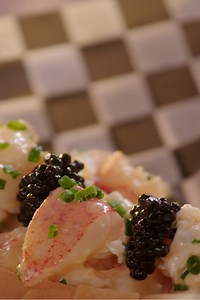 Homard à la sauce hollandaise, un délice élégant