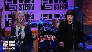 HEART's ANN And NANCY WILSON Reflect On 'Stairway To Heaven' Performance At KENNEDY CENTER HONORS