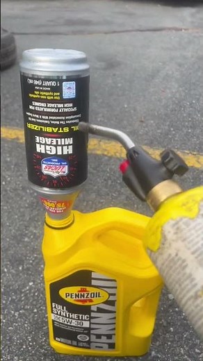 Mixing Lucas Oil Stabilizer with Pennzoil.
