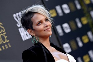 Así es el nuevo 'pixie' rubio de Halle Berry, que renueva su corte más icónico
