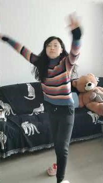 circus dancing 1 minute