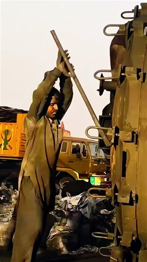 How Waste Tires Are Turned Into Oil – Amazing Scrap Tire Recycling Process #howitsmade