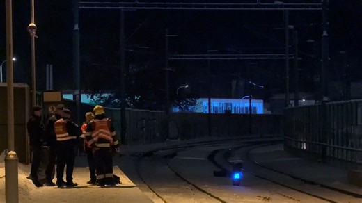 Mladík v Praze skočil pod vlak  | Novinky.cz: Krimi | Stream