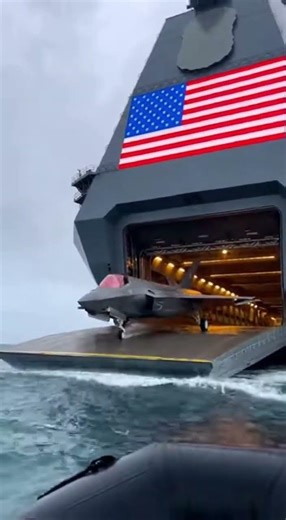 Stealth Jets Launch from a Futuristic Warship | Insane 8K Cinematic Takeoff ✈️🇺🇸#CinematicVideo