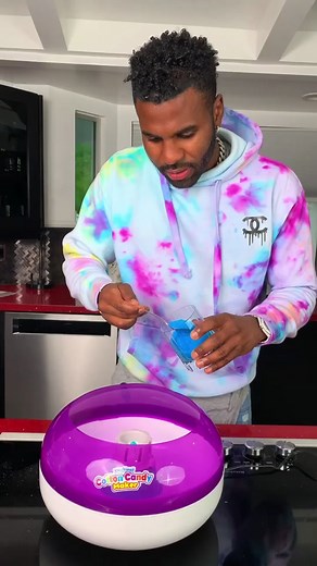 Delicious Cotton Candy Sandwich Recipe by Jason Derulo | Solana Sweets