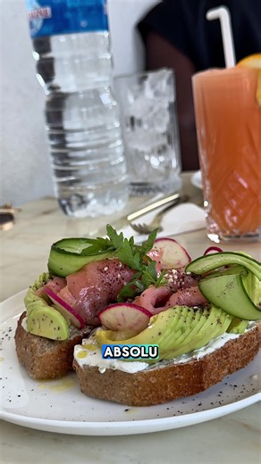 Brunch dominical en 1 minute : latte vanille & toast nordique