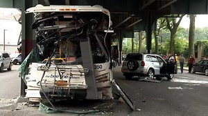 Video: 14 hurt, 1 seriously, when Bee Line bus slams into subway support pole in NYC