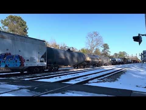 CSX 3474 Leads Long Triple Header CSX X409-30 SB Manifest Train Florence SC Yard In The Snow ❄️❄️❄️