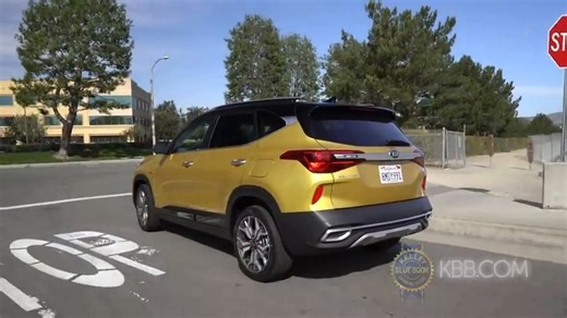 771K views · 40 reactions | Standard all-wheel drive combined with its respectable ground clearance and locking center differential give the 2021 Kia Motors America Seltos the means for light off-roading and a rugged character. What are your first impressions? | Kelley Blue Book | Facebook