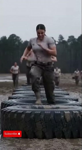 Inside U.S. Female Soldiers’ Grueling Training Routine 19 #USArmy #AmericanMilitary #USA