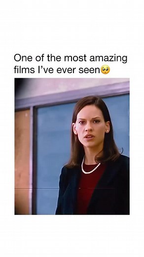 Teeplus Media on Instagram: "“Freedom Writers” (2007) is an inspiring drama film directed by Richard LaGravenese, based on a true story. It’s adapted from “The Freedom Writers Diary”, a book compiled by Erin Gruwell and her students. ⸻ Summary The movie follows Erin Gruwell (played by Hilary Swank), an idealistic young English teacher who starts working at Woodrow Wilson High School in Long Beach, California—a school divided by racial tension, gang violence, and poverty. Her class consists of at