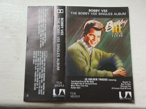 Bobby Vee – The Bobby Vee Singles Album (1980, Cassette)