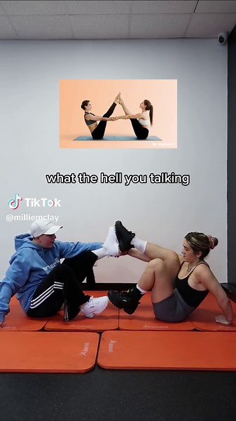 couples gym / yoga challenge #girls #4u #gymmotivation #couplegymchallenge #yogachallenge #coupleworkout #lesbian #fitness