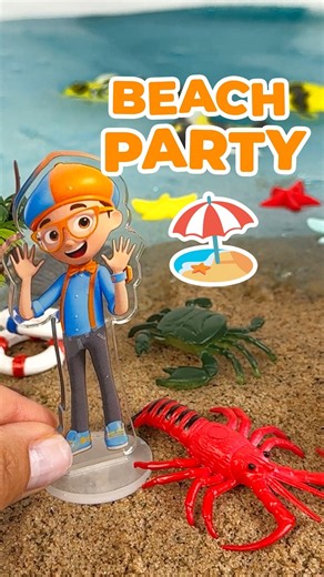 Blippi's Mini Beach Party! 🏖️ Kinetic Sand & Blue Slime Water! #shorts #blippi
