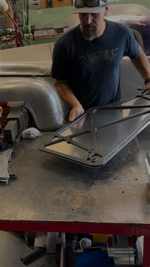 Tony Quinones * Prototype Vehicles Built to Order on Instagram: "A little peek at the inside of the rear wing stack. 1/8 aluminum laster cut side panels sandwich a 3D printed core. The core thickness matches the with of the led strip that gets potted in. As usual the printed material is a Carbon fiber nylon blend. The core allows the wiring to route through the center and out the bottom for clean easy access. 🧐 #core #3dprint #wing #stack #explore"