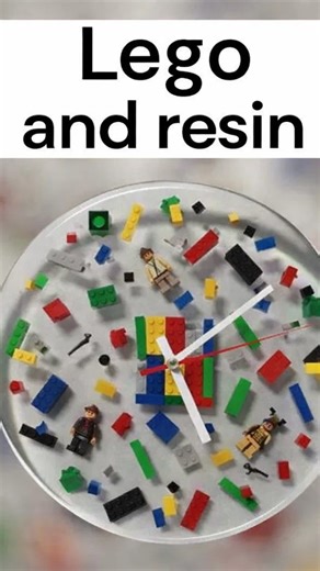 I made a DIY LEGO style clock with epoxy and it’s perfect for a kids room