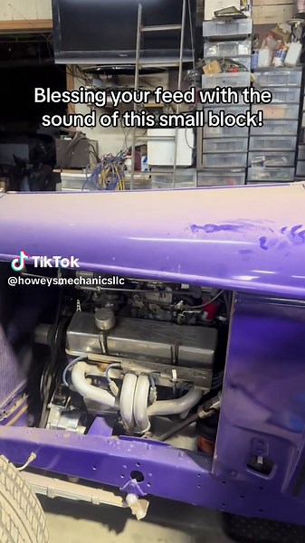 Old School Small Block Engine Sounds | Classic Car Vibes