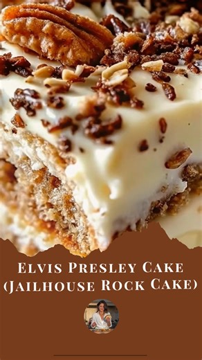 Elvis Presley Cake (Jailhouse Rock Cake) 🎸🍰 Ingredients 📝 1 box white cake mix (plus ingredients listed on the box: usually eggs, oil, and water) 1 (8 oz) can crushed pineapple, with juice ...... Full Recipe in Coʍmеոτ 💬 | Kaylee Recipes
