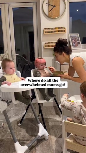 Jade Millner | Womens Online Fitness Coach on Instagram: "And before you laugh and think, “I’m exhausted, how on earth am I meant to take care of me?” hear me out. Energy creates energy. Sometimes, 30 minutes less sleep gives you exactly what you need, strength for your body, clarity for your mind, and patience for your children. I’m not here to paint a pretty picture or pretend life is perfect. Motherhood is messy. It’s sleep deprivation, mental load, guilt, overwhelm, and doing everything for