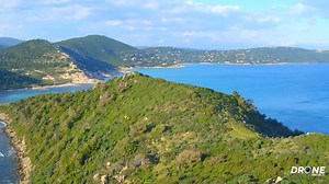 A quelques heures du week-end, remplissez-vous la tête d'images inspirantes et respirantes ! Partagez avec nous vos plus belles vidéos #sainttropezaddict Bon week-end à toutes et à tous ! Vidéo Drone Project - Aerial view - Saint Tropez | Saint-Tropez Tourisme