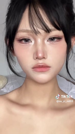 Douyin It Girl Makeup Tutorial: Red Lip Makeup GRWM