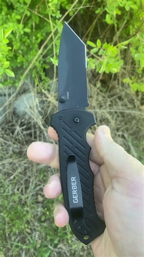 Gerber Gear Fasted Draw 8.6 inches Serrated Blade Black G10 Handle And Clip