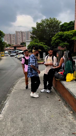 215K views · 4.9K reactions | Descubriendo interesadas con magia 彩 #virals #virlas #reelsfypシ #reelsfypシ #music #motivation #memes #love #like #ad #happy | El Mago Evon Principal | Facebook