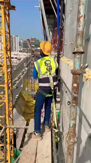 #punjabisong #construction #ytshorts #sacffolding