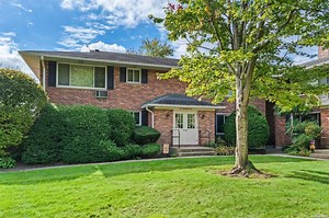 42 Edmunton Dr #A17, North Babylon, NY 11703 - MLS L3584009 - Coldwell Banker