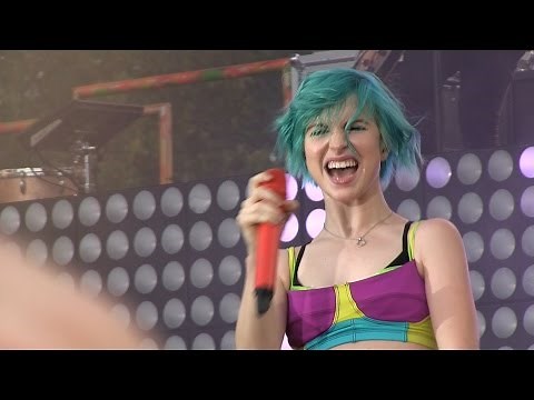 Paramore @ Bunbury Fest- "Ignorance" Live (720p) in Cincinnati 7-12-2014