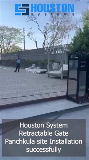 Houston System Retractable Gate | Heavy Duty Folding Security Gate Design