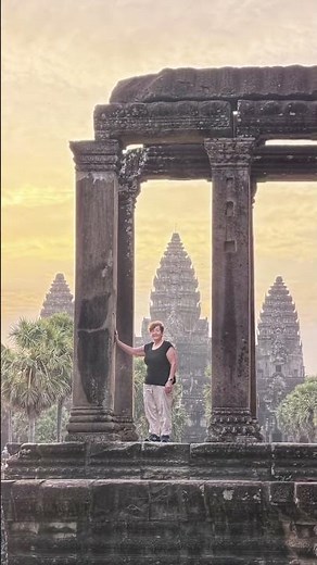 Amazing tour at Angkor Wat temple!