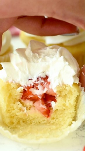843K views · 10K reactions | Strawberry Shortcake Cupcakes are my favorite vanilla cupcake recipe filled with fresh strawberries and a whipped cream frosting! These easy cupcakes are a delicious twist on a strawberry shortcake recipe. Recipe: https://www.crazyforcrust.com/strawberry-shortcake-cupcakes/ | CrazyforCrust | Facebook