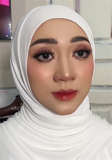 Stylish Hijab Looks for Brunei Weddings