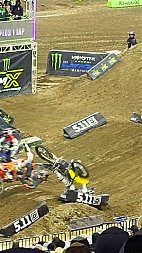 Ken Roczen & Aaron Plessinger crash at the Lucas Oil Stadium 3/7/26#LucasOil #Supercross #Crash #Fyp
