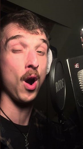 When you’re French and you sing Toby Keith