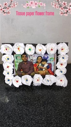 Beautiful photo frame 🌸 ​/Diy photo frame making ideas #frame​ #diy #craft ​#papercraft​ #shorts