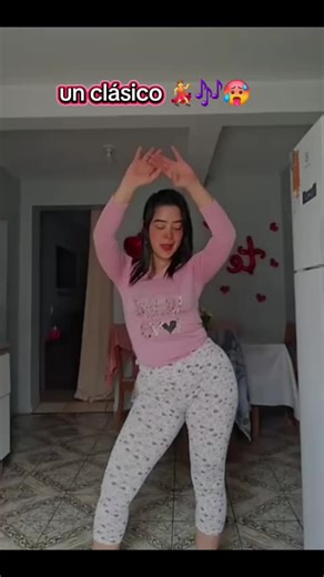 Bailando: El Clásico 'Left Right Dance' en TikTok