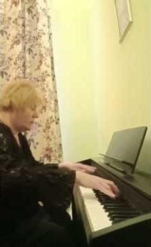 К.Сен-Санс ,,Лебідь" ( С.Saint- Saens-L.Godowsky ,, The Swan")транскрипція для фп. Л.Годовського.