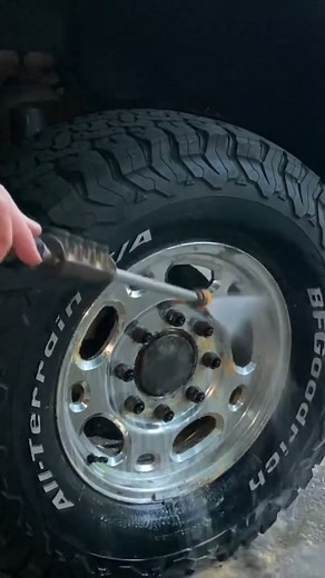 Removing the clear coat from corroded aluminum wheels! #detailing #duramax