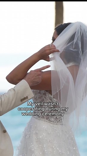 PSA for Future brides- Ditch your Veils for your wedding ceremony if its a windy day. Its not worth i#weddingdaytips #bridetips #bride #weddinghumor #bloopers | Natalini