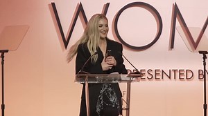 Kelsea Ballerini Honored at Variety's Power of Women