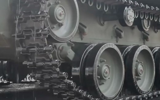 “章鱼”SDM1坦克歼击车能发射“9M119M”激光制导导弹