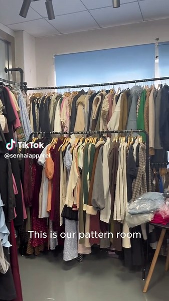 Custom Dresses & Clothing Manufacturing | Low MOQ