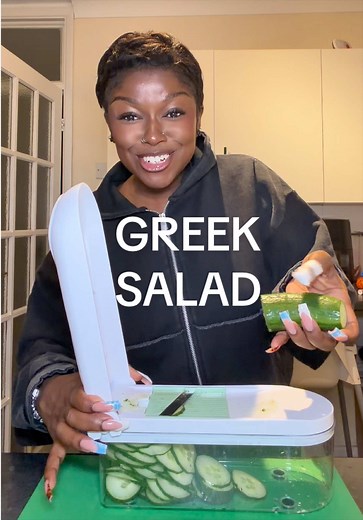 Easy & Delicious Greek Salad Recipe