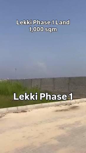 CHIDERAA FAVOUR on Instagram: "Land for Sale in Lekki phase 1 | 1,000 sqm | CofO | Corner Piece For full details, please call Chideraa +2349073087061 #explore #propertiesinlagos #lagosrealestate #lagosrealtor #lekkiphase1 #landforsale #kavodrealtors #chideraafavour @kavod_realtors"